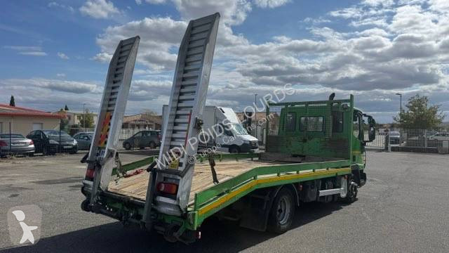 Porte engins Iveco 100 E 18