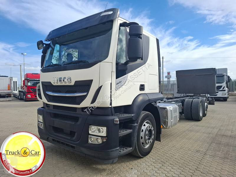 Teherautó Iveco 260 S 42