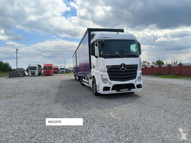Teherautó Mercedes Firanka