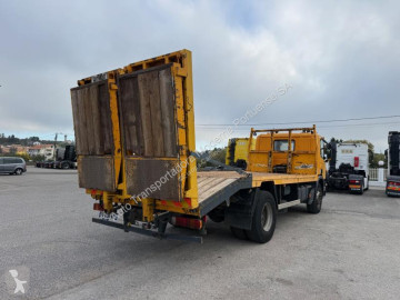 Vrachtwagen dieplader Scania