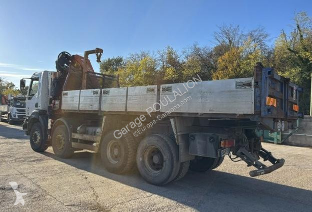 Teherautó Renault DESTINÉ À L'EXPORT 420 dci...
