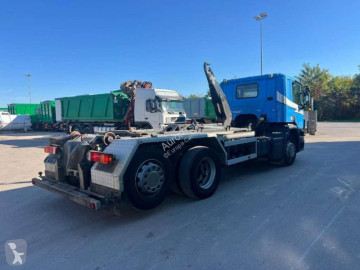 Scania billenőplató teherautó