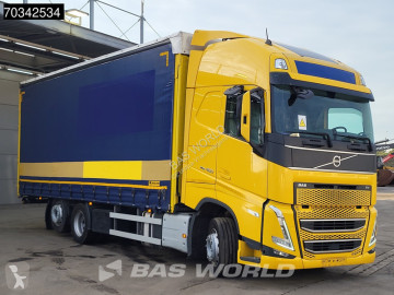 Kamion posuvné závěsy Volvo