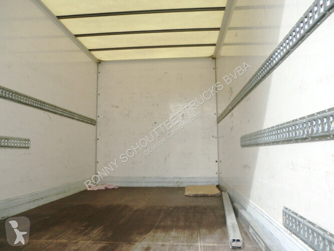 Camião Iveco EuroCargo 75 E 17/4x2 EuroCargo 75...
