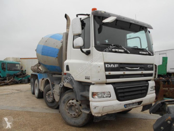 شاحنة اسمنت دوامة / خلاطة اسمنت DAF