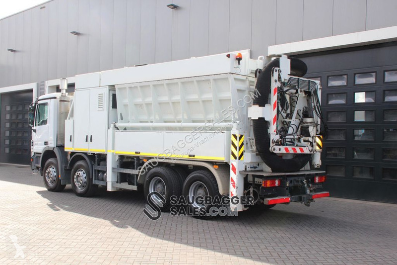 Kamion Mercedes RSP Saugbagger