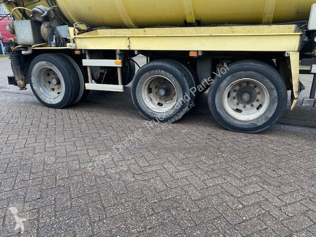 Lastbil  FLOOR 17-28 VACUUM TRAILER