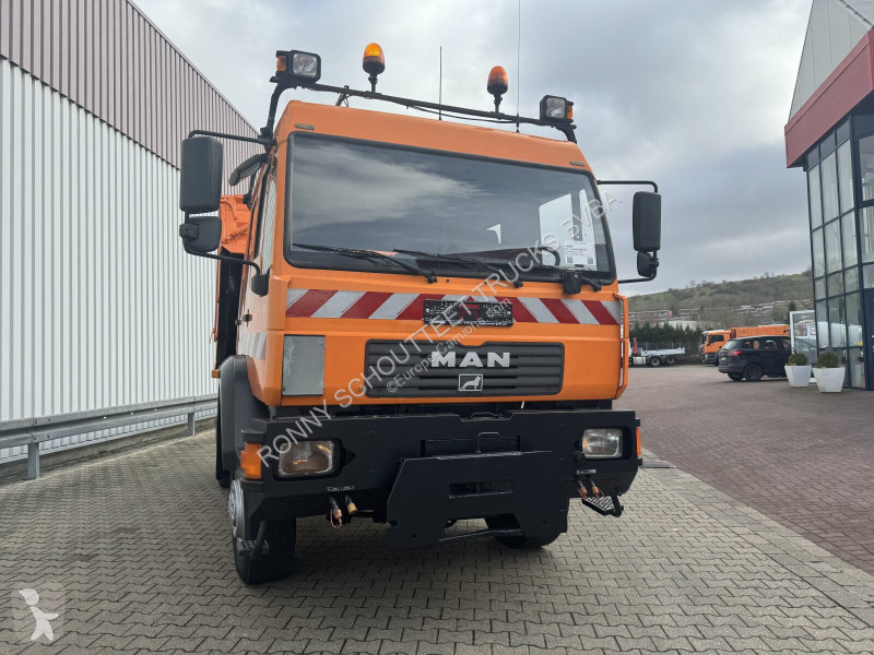 Kamion MAN 14.225 LAK 4x4 BB Doka 14.225 LAK...