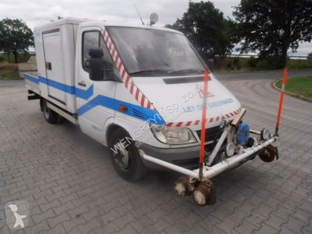 Лекотоварен автомобил Mercedes DWUDROGOWY...
