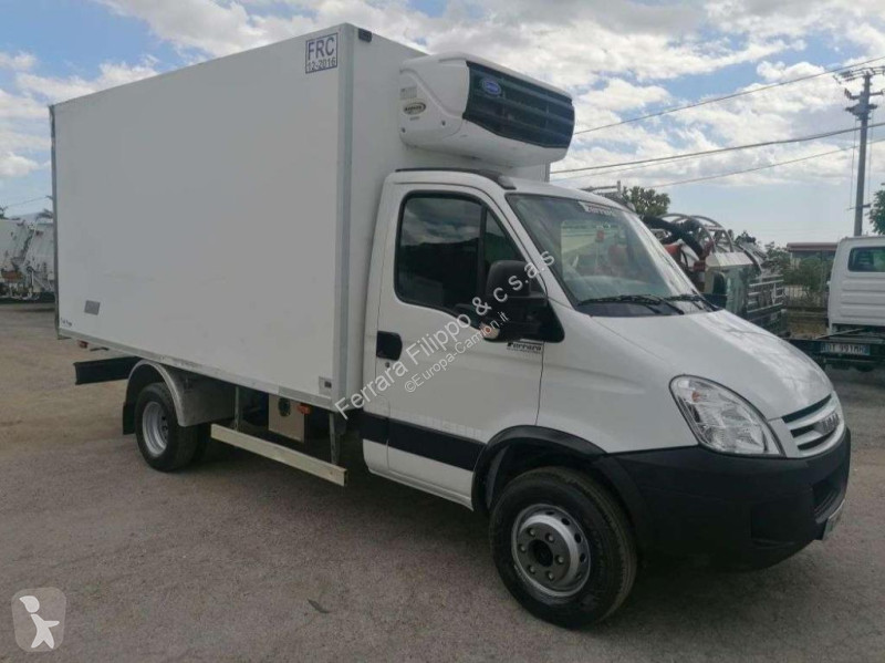 Грузовик Iveco 60C18