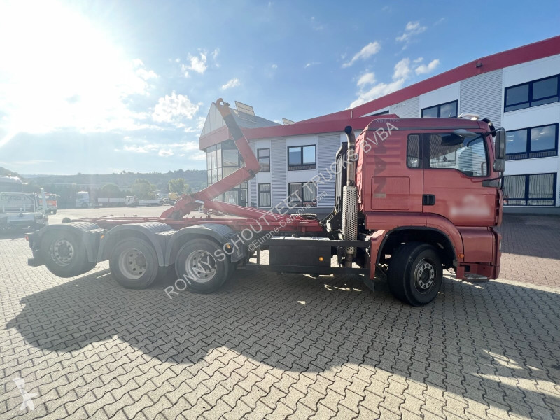 Vrachtwagen MAN TGA 25.530 8x4-4 BL,...