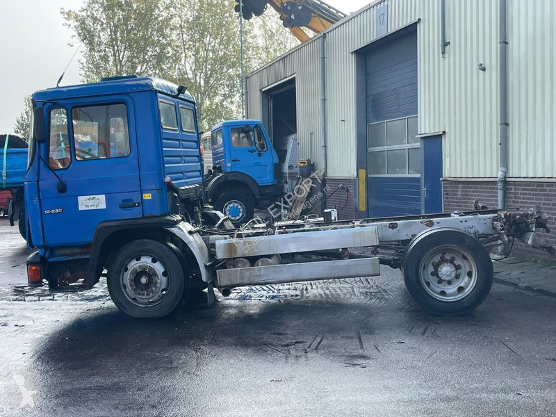 Camion MAN 12.232 Chassis ull Spring Suspension...