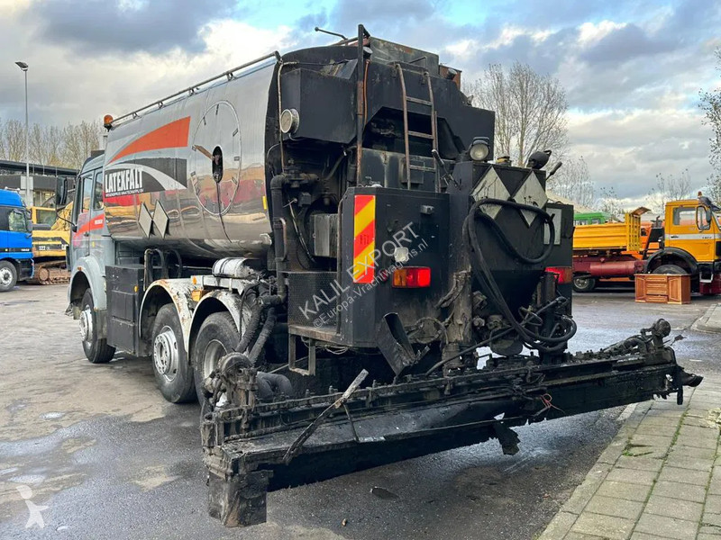 Camion Mercedes 2428 Bitumen Sprayer 11.000L...