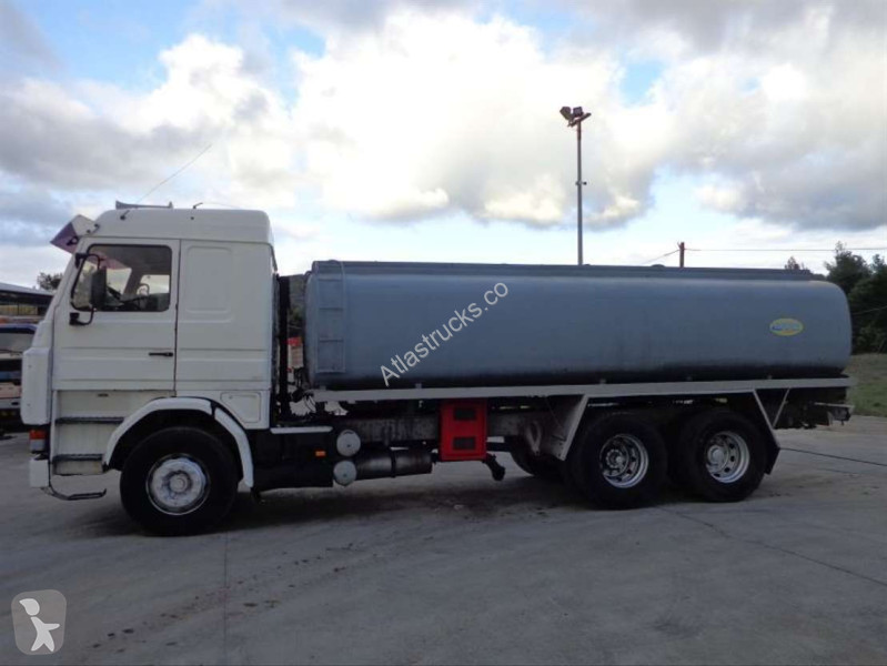 Camião Scania R143-470 V8 R143HL .470 6X2...