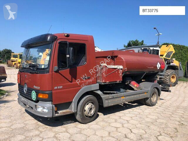 Camión Mercedes 818 5000l aircraft tank...