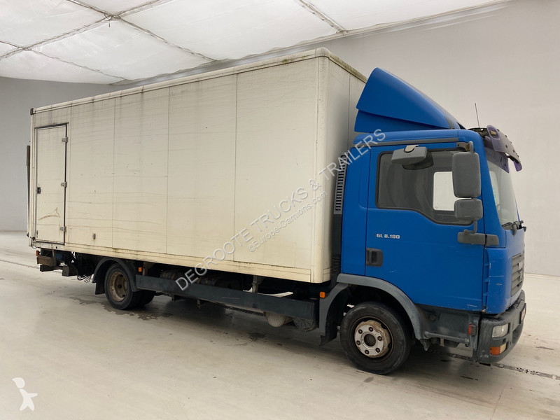 Kamion MAN 8.180