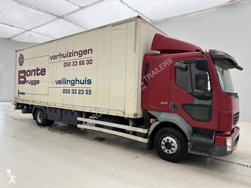 Camion Volvo FL 240