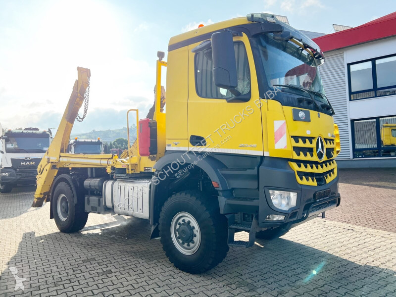 Kamion Mercedes Arocs 2045 AK 4x4 Arocs 2045 AK...