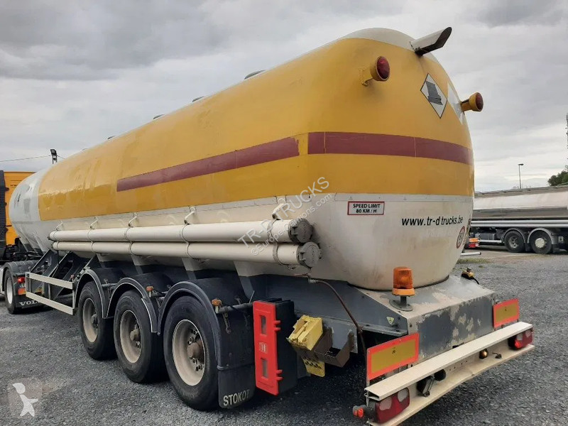 Návěs Stokota FUEL TANK 42000 L - 5 COMPARTMENTS