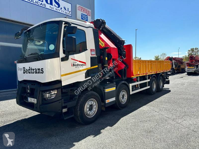 Kamion Renault Con pluma