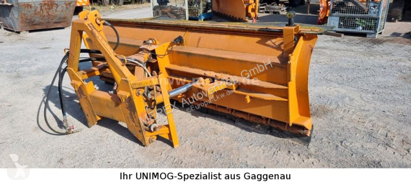 Udstyr til lastbiler  Schneepflug FLÖTZINGER...