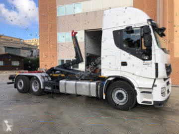 Camion polybenne Iveco