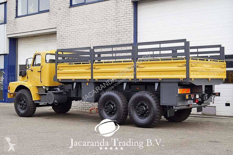 Camion Volvo 6x6 - EX MILITARY
