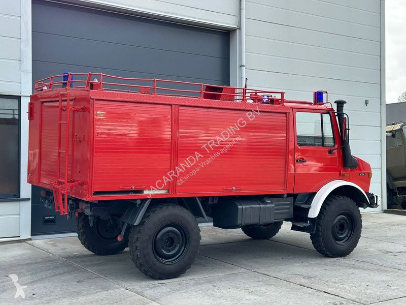 Vrachtwagen Unimog FIRE TRUCK 1000L (5x IN...