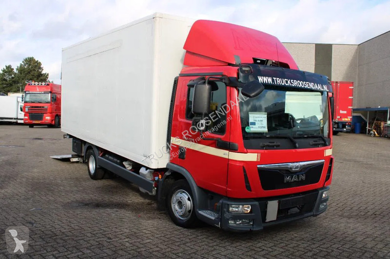 Kamion MAN 8.220 + MANUAL