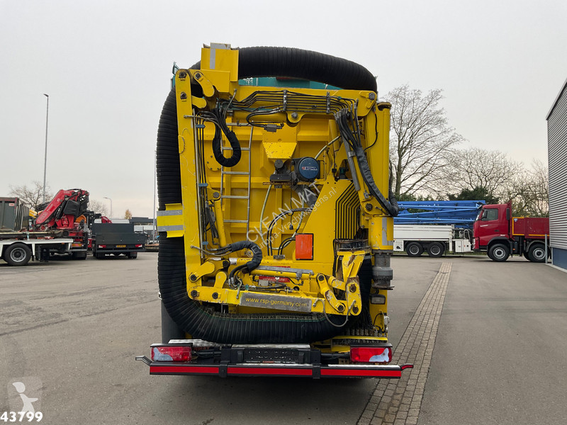 Camión MAN 35.480 10x4 RSP Tridem Saugbagger 10m³