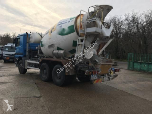 Vrachtwagen Mercedes TOUPIE  7 M3,  avec pompe...