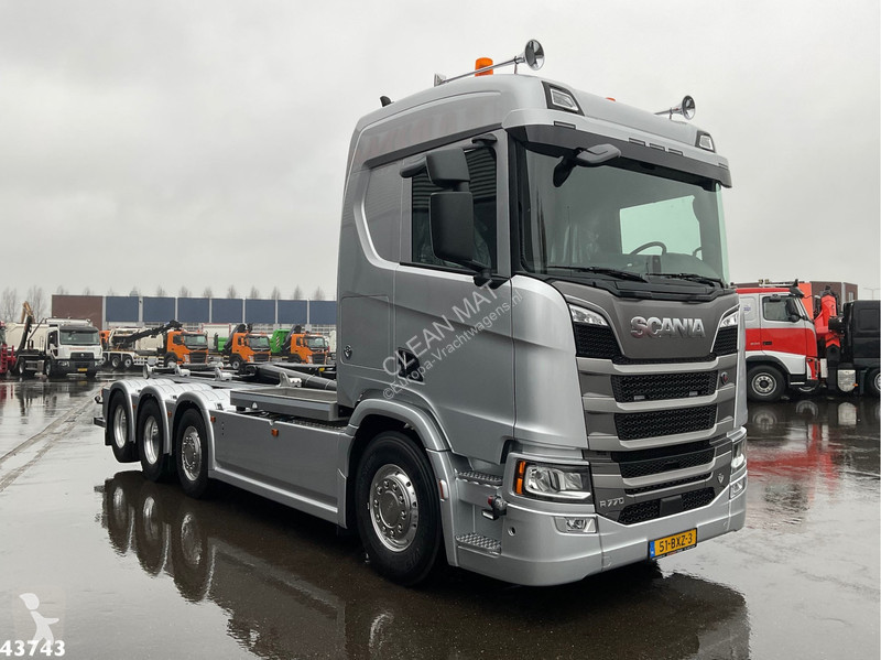 Used Scania R hook arm system truck 770 V8 8x2 Euro 6