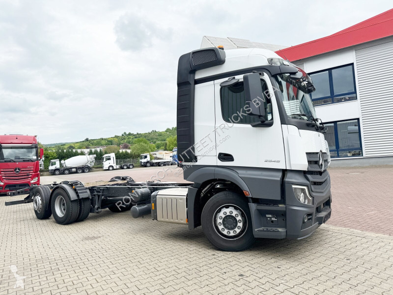 Kamion Mercedes Actros 2545 L 6x2 Actros 2545 L...