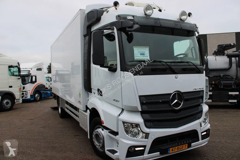 Kamion Mercedes 1927 + EURO 6 + LIFT