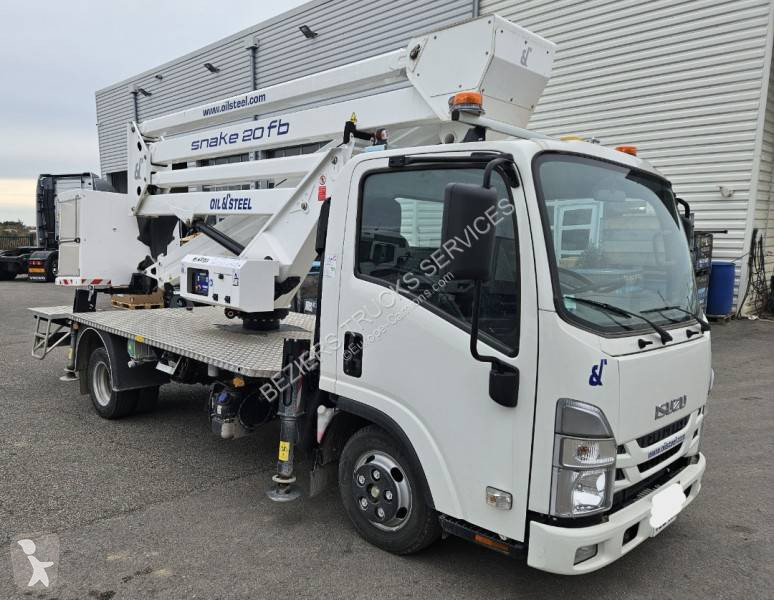Autoutilitară Isuzu
