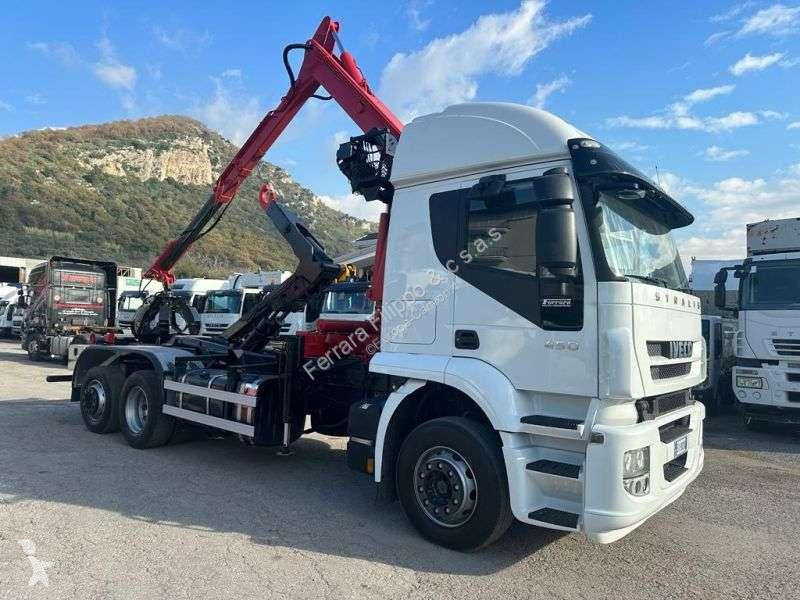 Kamion Iveco 450