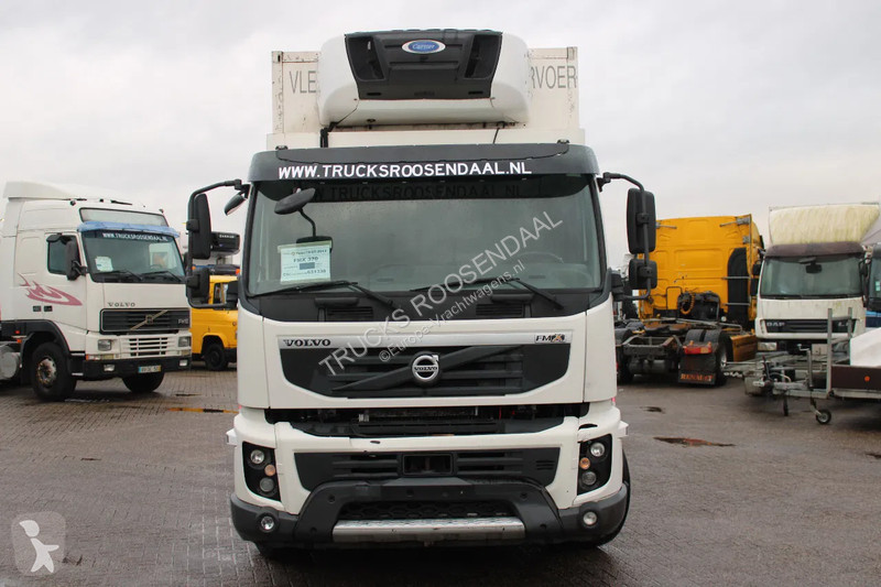 Lastbil Volvo FMX 370 + EURO 5 + CARRIER + meat...