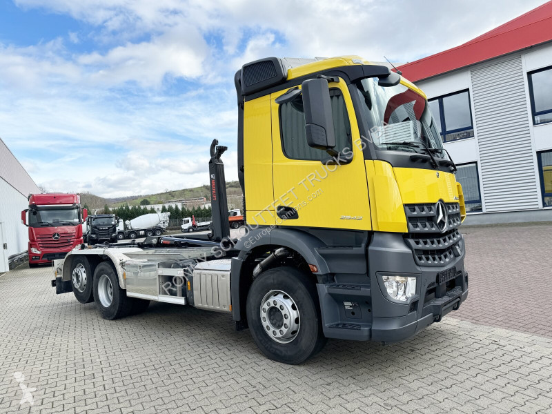 Camion Mercedes Arocs 2642 L 6x2 Arocs 2642 L...