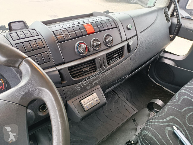 Camion Iveco EUROCARGO ML120E21/P BOX + SPONDA