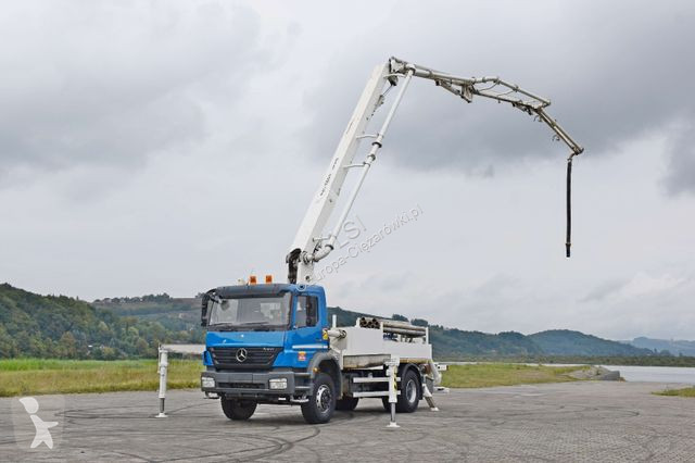 Camion Mercedes AXOR 1833 * Betonpumpe 26 m +...