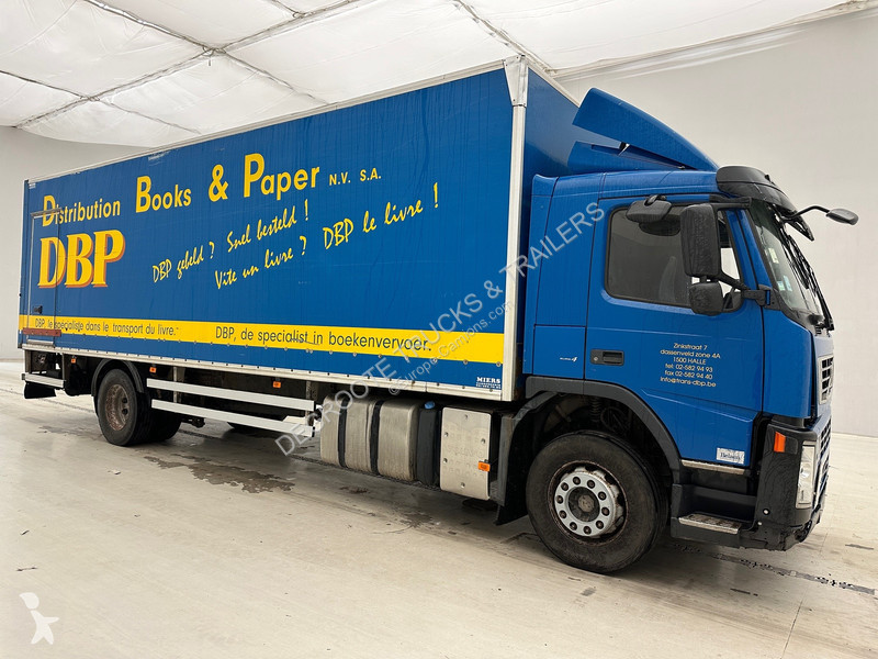 Camion Volvo 300