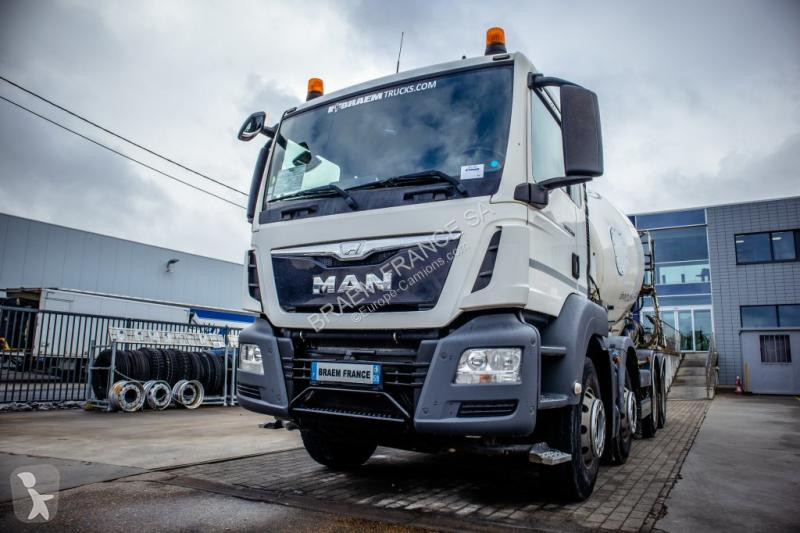Camion MAN 32.360 BB+MIXER 9M³