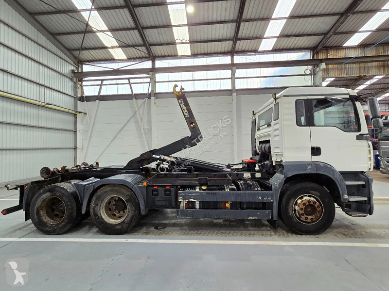 Camion MAN 28.360 6x2 / AIRCO / LIFTAS