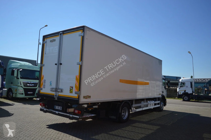 Vrachtwagen Volvo FE 260 * EURO5 * CARRIER...