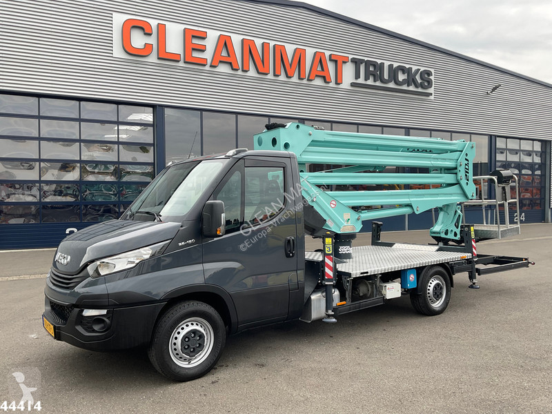 Camion Iveco 35S12 20 Meter hoogwerker + JIB...