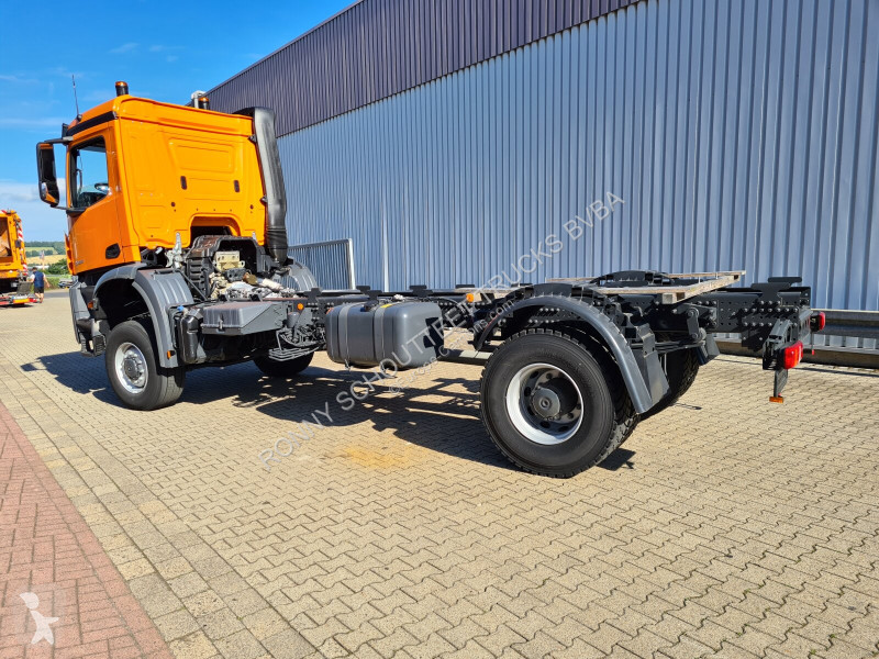 Camion Mercedes Arocs 2033 A 4x4 Arocs 2033 A...