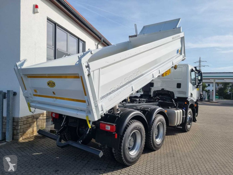 Camion Iveco AD300X48Z HR OFF 6x4...
