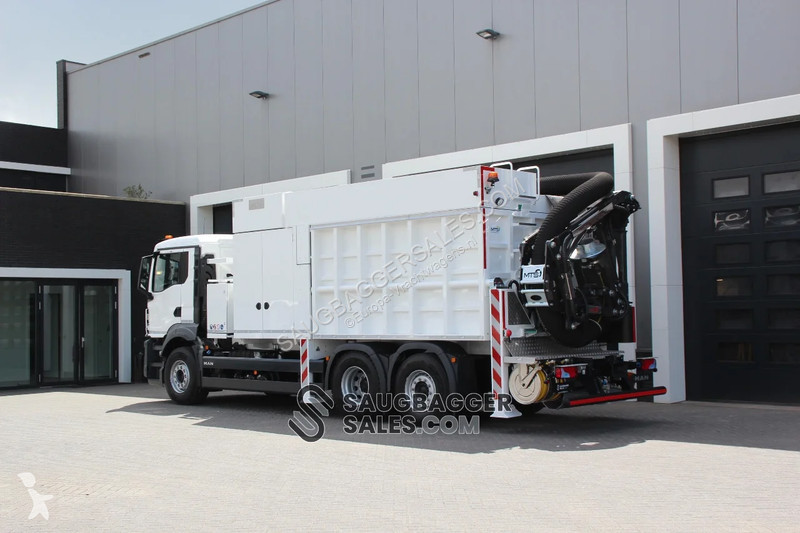 Camion MAN 26.510 6X2-4 MTS DINO 8 SAUGBAGGER