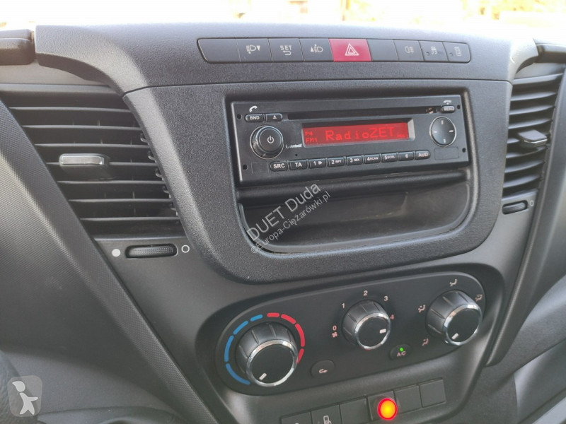 Camion Iveco 70C17 Mroźnia Ściana Grodziowa...