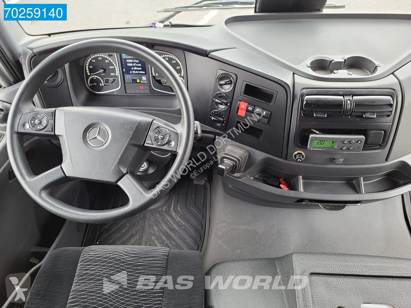 Camion Mercedes 816 4X2 7.49t Thermoking B-100...